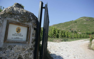 Entrada a bodega