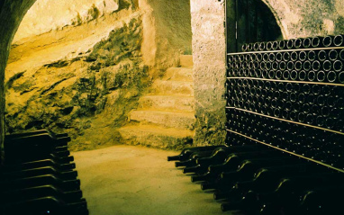 Detalle de la bodega subterránea