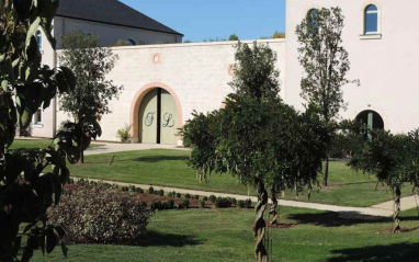 Fachada del edificio principal