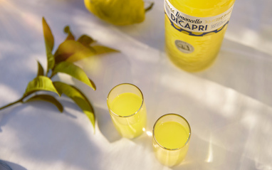 Limoncello DICAPRI en chupito