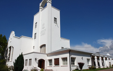 Edificio de bodega, ubicado en Luján de Cuyo