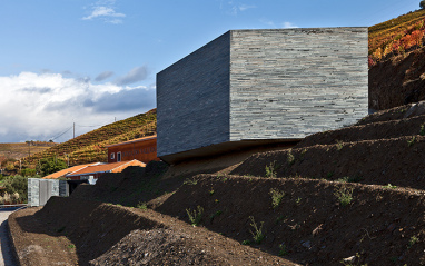 El nuevo edificio de la bodega, construido en 2009