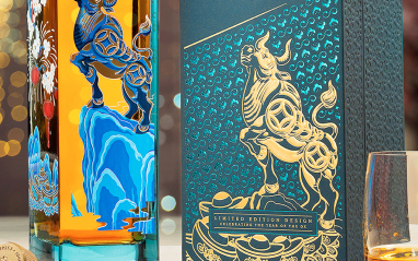 Johnnie Walker Blue Year of the Ox con Estuche Johnnie Walker Blue Year of the Ox con Estuche